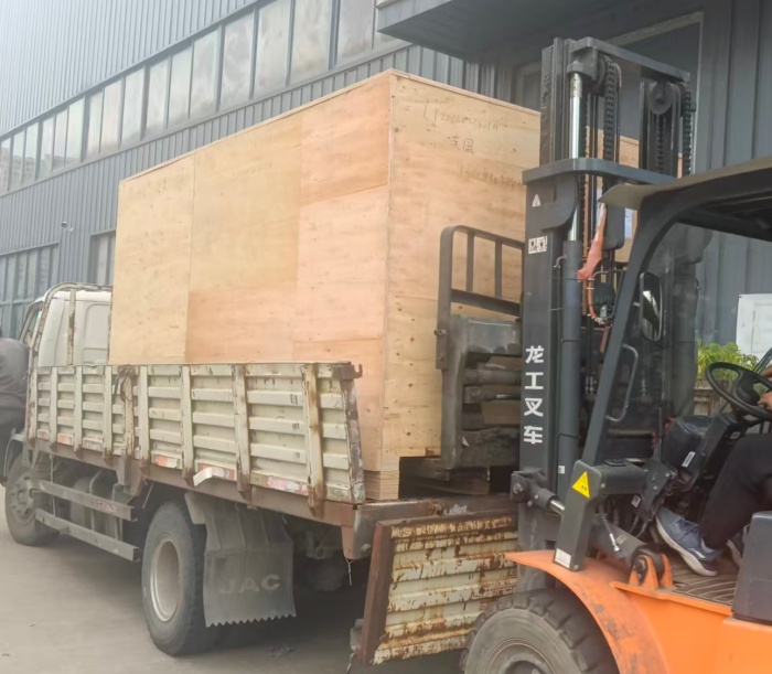 i-want-to-buy-tape-log-slitter-machine-from-china02.jpg i-want-to-buy-tape-log-slitter-machine-from-china02.jpg